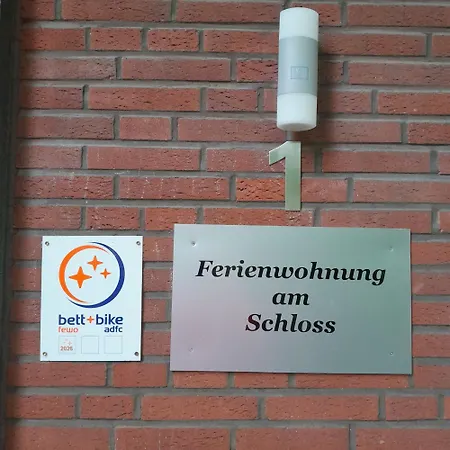 Am Schloss